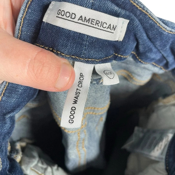 Good American Good Waist Raw Edge Crop Jeans in Blue Size 25 - Picture 10 of 13